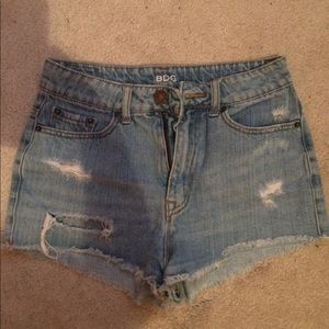 BDG high waisted jean shorts size 26
